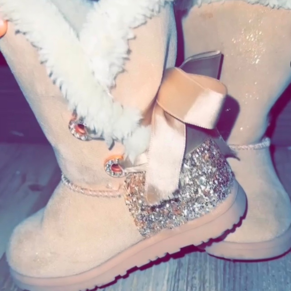 Toddler fall/winter boots